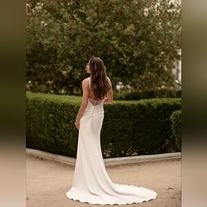 Essence Of Australia D3823 Wedding Dress Crepe